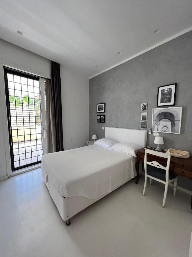 Rome, Beautiful Apartment In A Vintage Building Lido di Ostia Eksteriør bilde