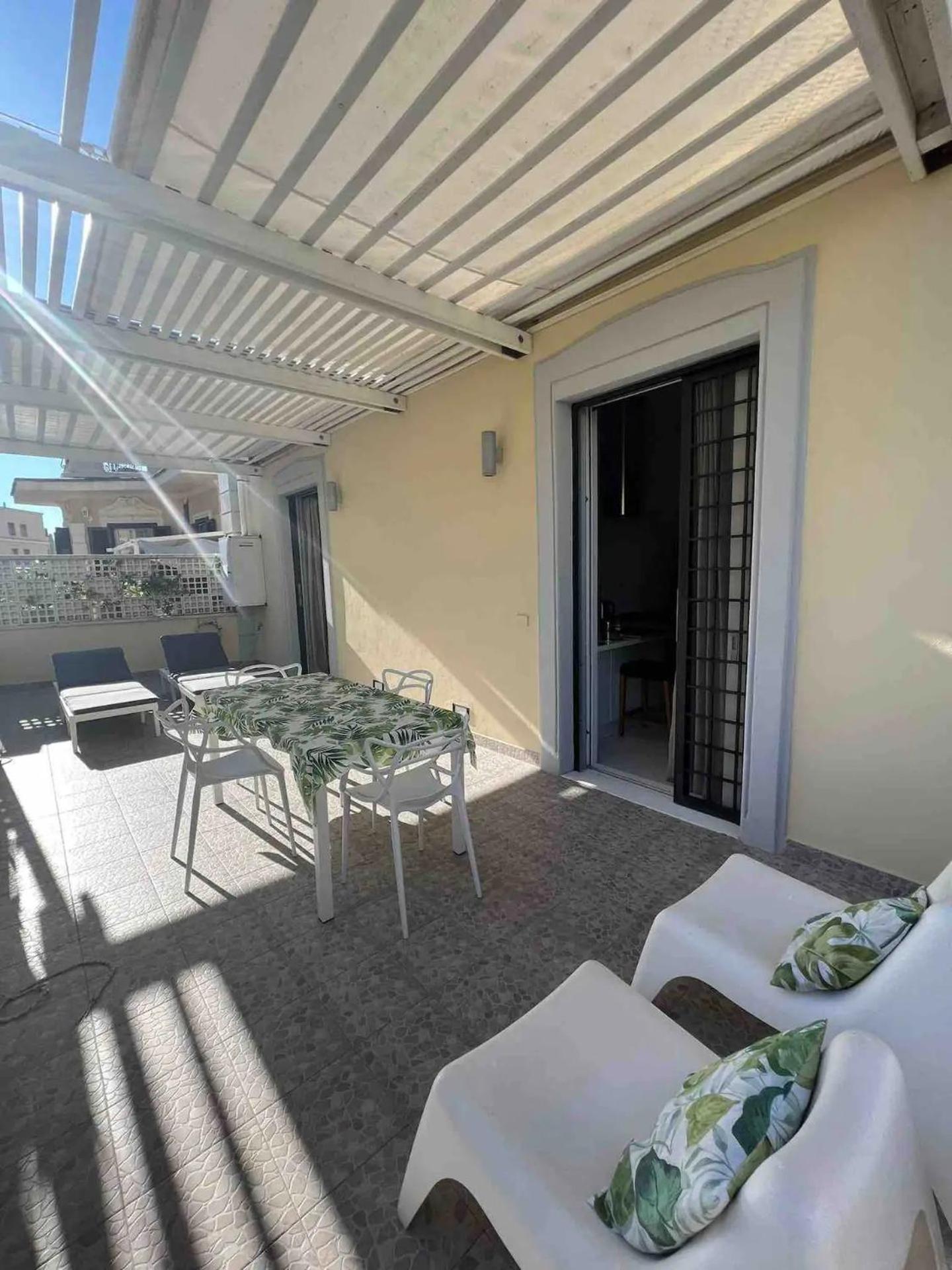 Rome, Beautiful Apartment In A Vintage Building Lido di Ostia Eksteriør bilde